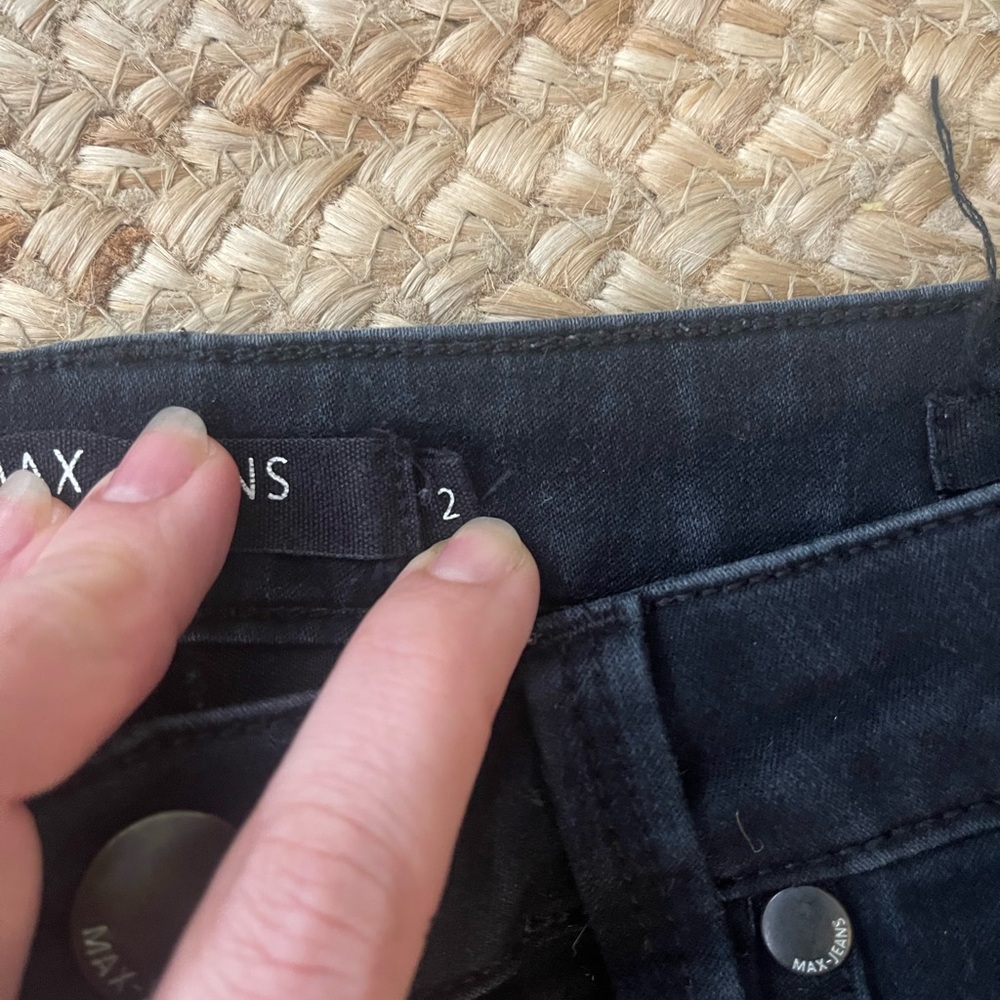Max & Co. Women's Black Jeggings - Picture 3 of 5